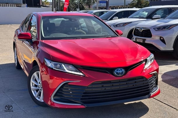 2023 Toyota Camry Hybrid Ascent
