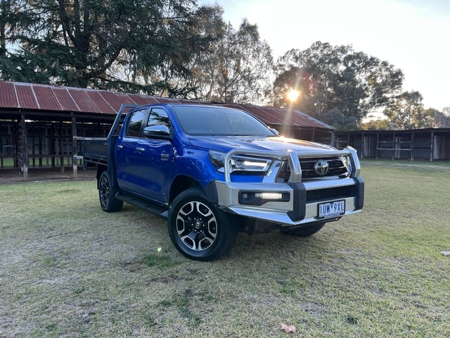 2022 Toyota HILUX SR5