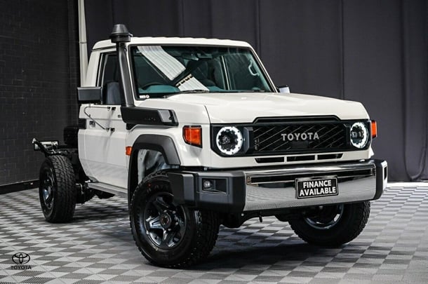 2025 Toyota LC Military GXL