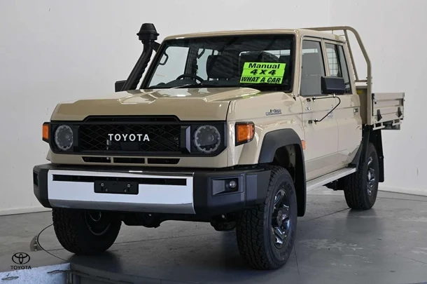 2025 Toyota LC Military GXL