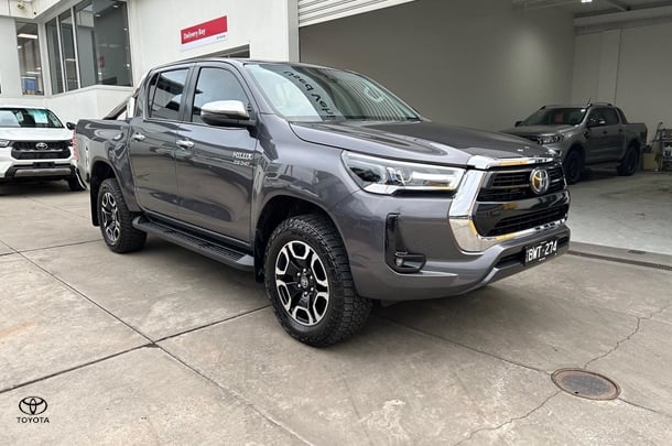 2022 Toyota Hilux 4x4 SR5