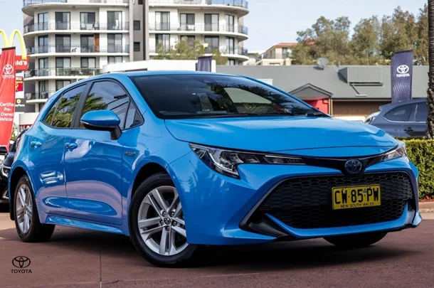 2019 TOYOTA Corolla Hatch Hybrid Ascent Sport