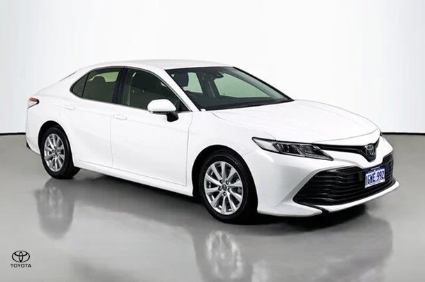 2019 Toyota Camry Ascent