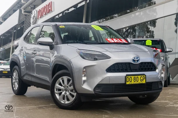 2023 Toyota Yaris Cross Hybrid GX