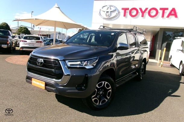 2021 Toyota Hilux 4x4 SR5