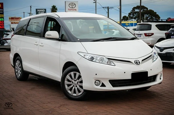 2019 Toyota Tarago GLi