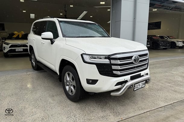 2023 Toyota Landcruiser VX