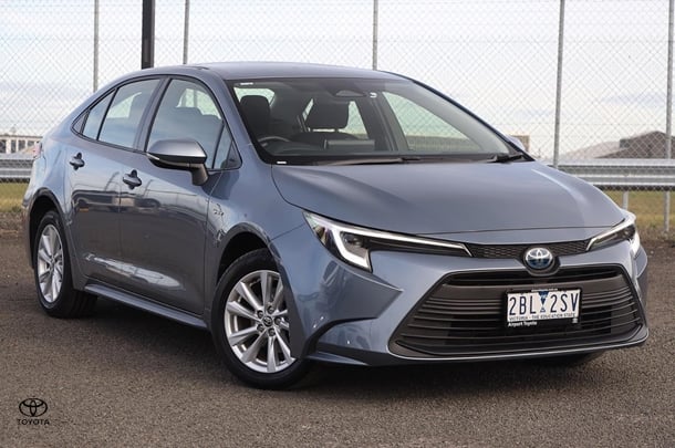 2024 Toyota Corolla Sedan Hybrid Ascent Sport