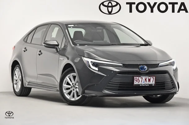2024 Toyota Corolla Sedan Hybrid SX