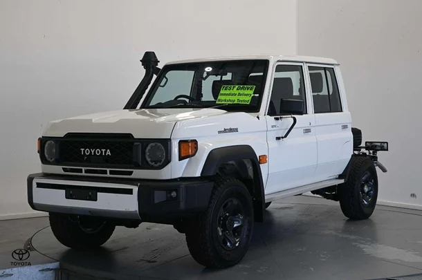 2025 Toyota LC Military GXL