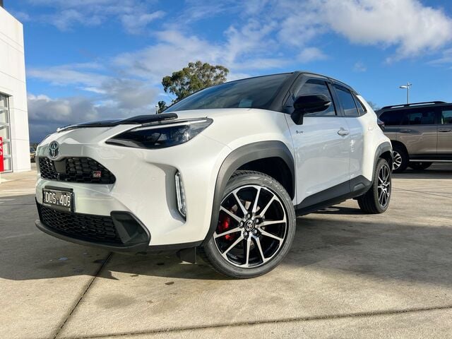 2024 Toyota Yaris Cross Hybrid GR-S
