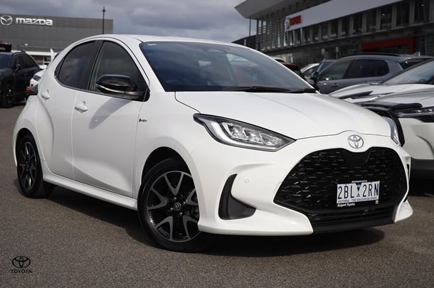 2024 Toyota Yaris HB Hybrid ZR