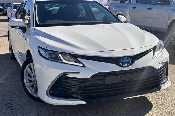 2023 Toyota Camry Hybrid Ascent