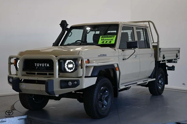 2025 Toyota LC Military GXL