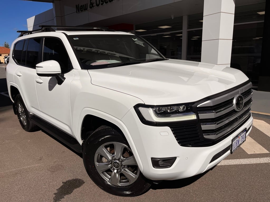 2021 Toyota Landcruiser VX