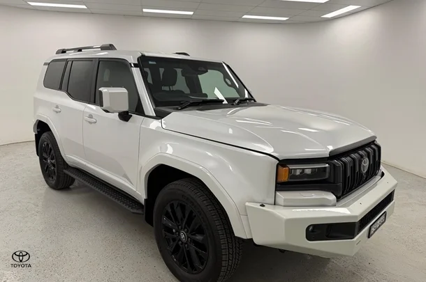2024 Toyota Prado VX