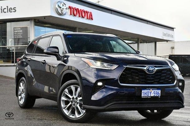 2022 Toyota Kluger Hybrid Grande