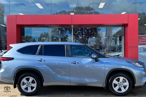 2024 Toyota Kluger GX