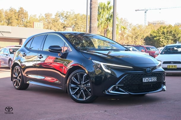 2024 TOYOTA Corolla Hatch Hybrid ZR