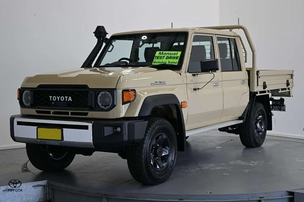 2025 Toyota LC Military GXL