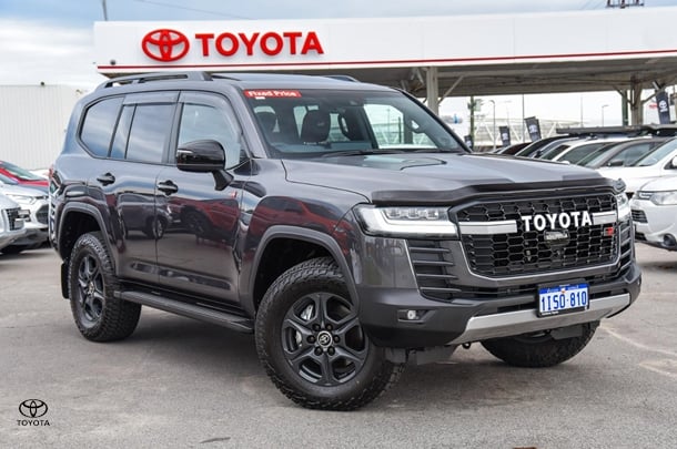 2024 Toyota Landcruiser GR-S
