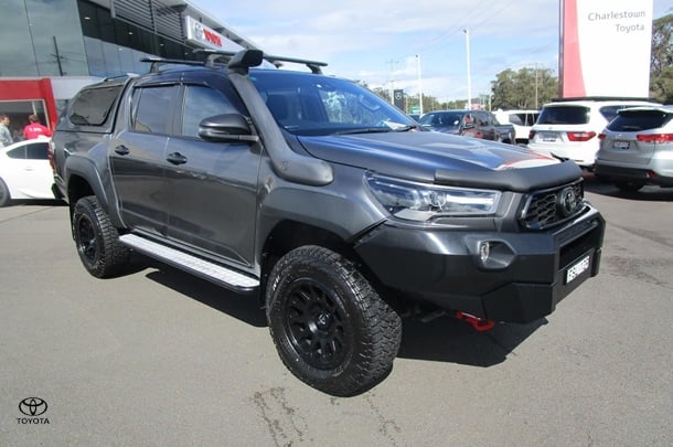 2022 Toyota Hilux Rugged X