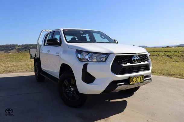 2024 Toyota Hilux 4x4 SR
