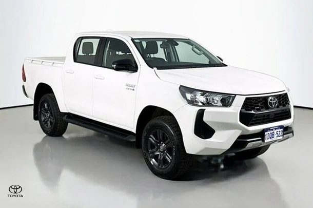 2024 Toyota Hilux SR