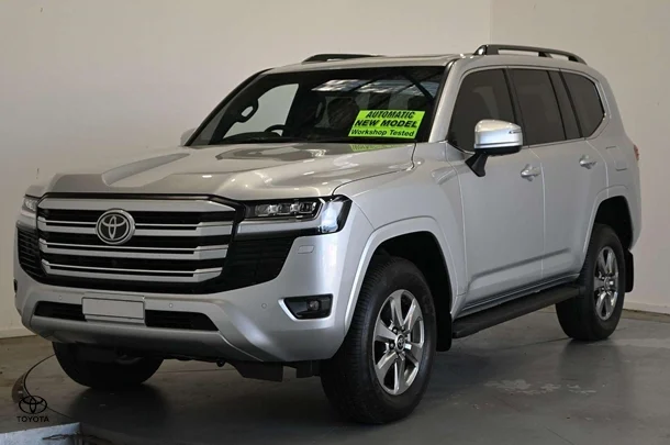 2023 Toyota Landcruiser VX
