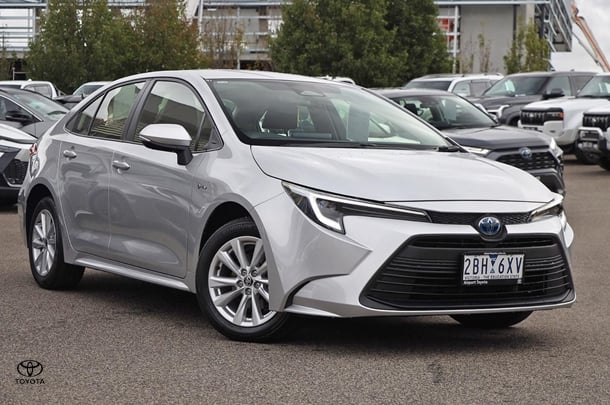 2024 Toyota Corolla Sedan Hybrid Ascent Sport