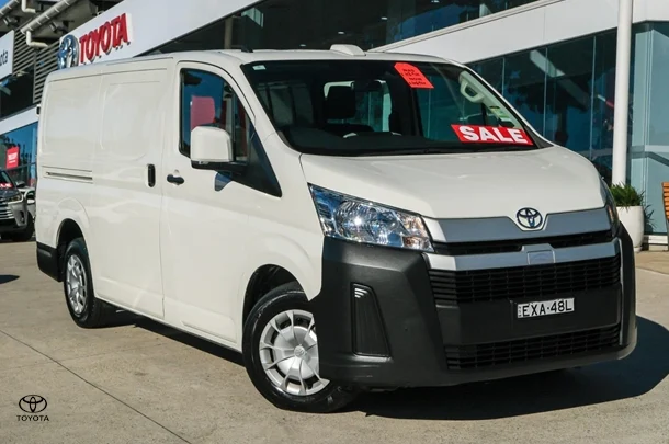 2022 Toyota HIACE LWB