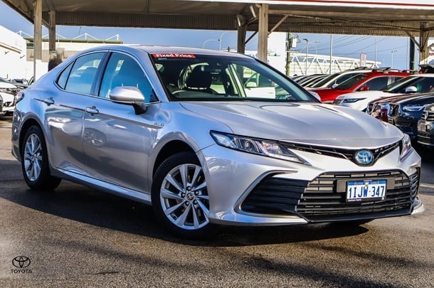 2023 Toyota Camry Hybrid Ascent